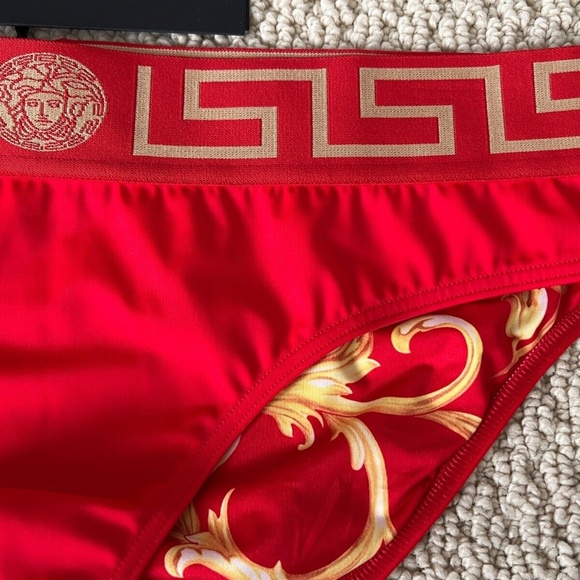 Versace Greca Border Medusa Barocco Red Swim Briefs Bathing Suit Speedo - Picture 12 of 14